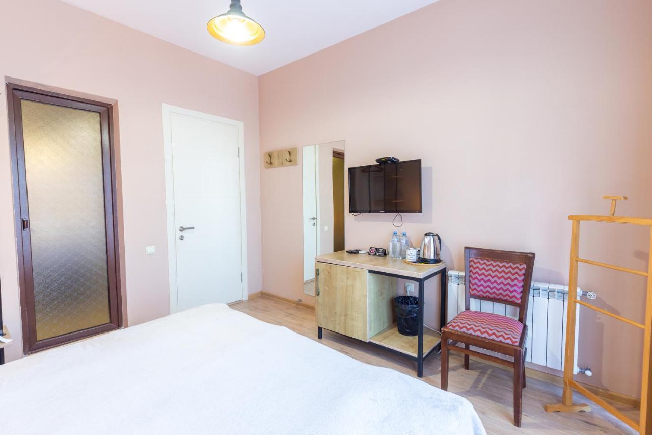 Hotel N16 บาทูมิ ภายนอก รูปภาพ