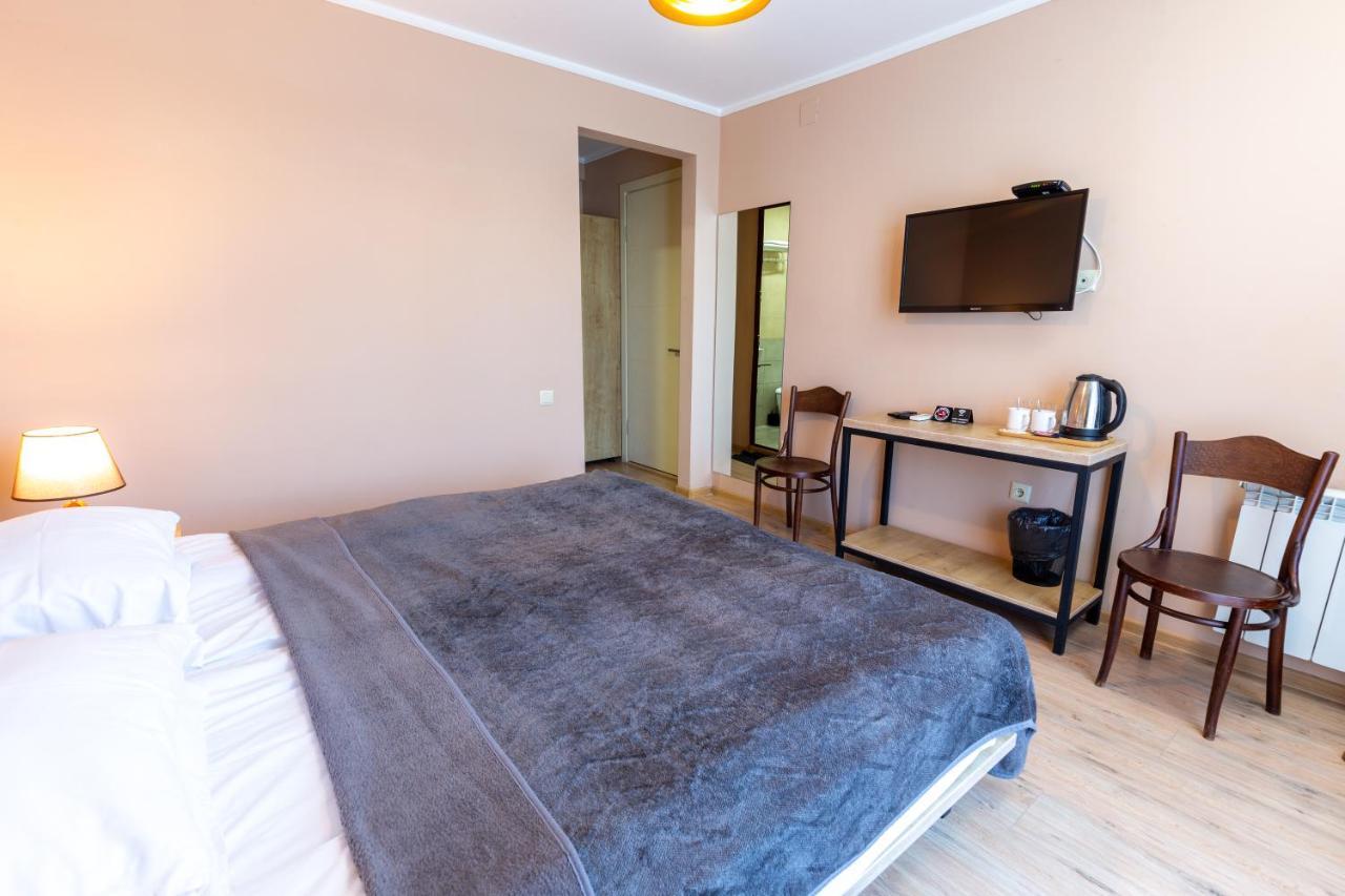 Hotel N16 บาทูมิ ภายนอก รูปภาพ